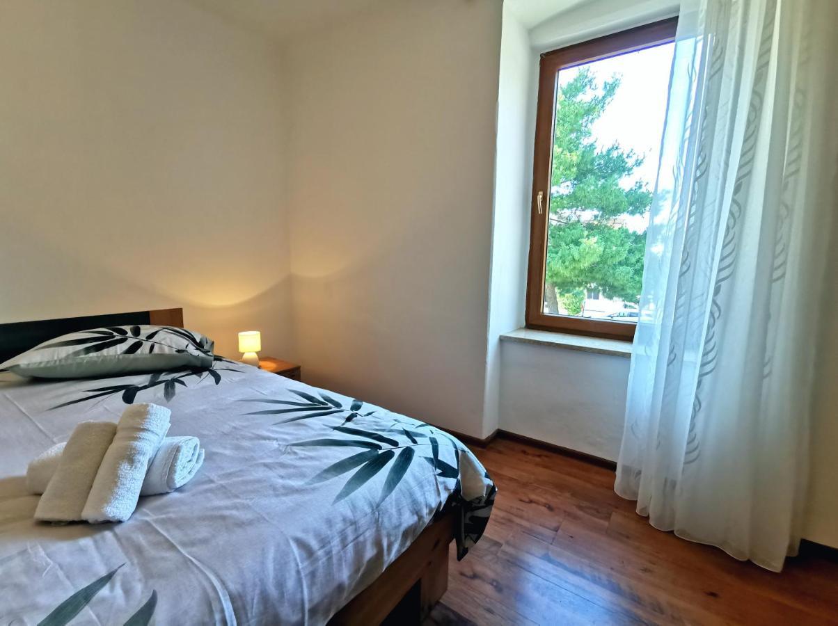 Parun Lägenhet Pula Exteriör bild